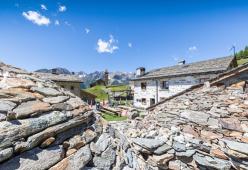60 mila euro per andare a vivere in un paesino della Svizzera