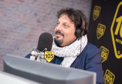 Enrico Brignano a 105 Friends: Nessun Dorma... Tranne Lei!