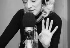 A 105 Mi Casa l'unplugged di Drusilla Foer