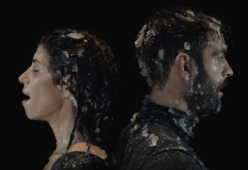 Giorgia e Marco Mengoni si scongelano nel video di "Come Neve"
