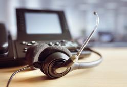 La denuncia a un call center: dipendenti pagate 33 centesimi all’ora 