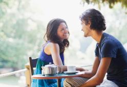 Facebook sa sempre se sei single o fidanzato e il motivo è quasi inquietante