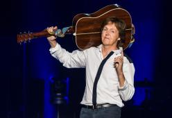 Paul McCartney lancia l'allarme: "La musica è in pericolo"
