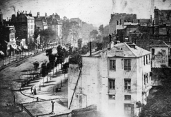 Ecco la prima fotografia (con mistero) che ritrae persone