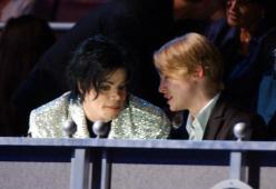 Michael Jackson come migliore amico e un padre violento: le confessioni di Macaulay Culkin