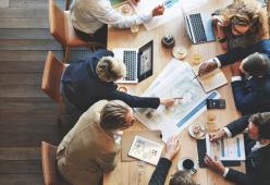 Italiani: in Europa siamo tra quelli che lavorano di meno