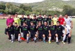 Calciatore sedicenne colpisce la palla con la mano e si autodenuncia all’arbitro