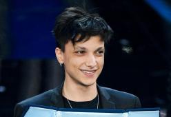 "Ti dedico il silenzio", il nuovo singolo e videoclip di Ultimo