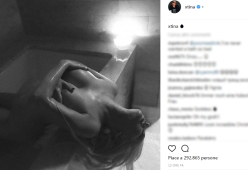 Christina Aguilera super hot su Instagram: eccola nuda nella sua vasca di bagno