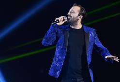 Cesare Cremonini, la prima gioia del suo tour: lo stadio di Bologna è sold-out
