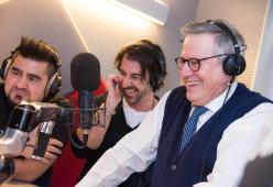 Paolo Liguori ne Lo Zoo di 105: le foto