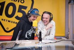 Tormento ed Esa si sfidano al Casaoke di Max Brigante