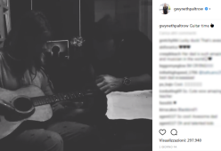Chris Martin super papà: il cantante dà lezioni di chitarra alla figlia. Ecco il tenero video