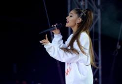Ariana Grande è incinta? Secondo i fan sì