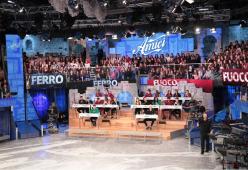 Amici 17, 16esima puntata: Heather Parisi, Simona Ventura e Giulia Michelini nella commissione esterna del Serale