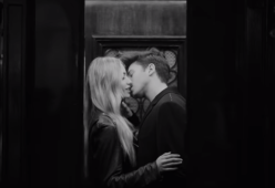 Allerta romanticismo per il nuovo video di Riki