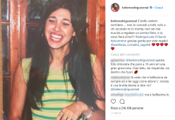 Belén pubblica una foto di quando aveva 16 anni e viene sommersa di critiche