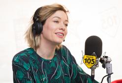 A 105 Friends Sarah Felberbaum presenta il film "Tu Mi Nascondi Qualcosa" PT 2