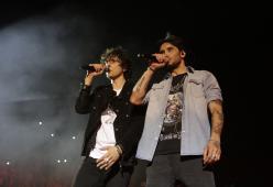 Ermal Meta e Fabrizio Moro: a sorpresa cantano "Nel Blu Dipinto Di Blu" durante le prove dell'Eurovision