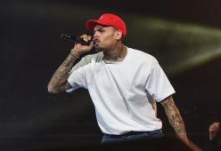 Ancora guai legali per Chris Brown: una ragazza lo accusa di stupro
