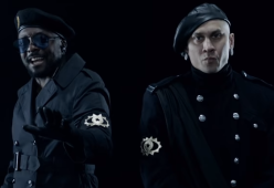 Il nuovo video dei Black Eyed Peas: ecco "Ring the Alarm"