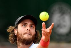 Roland Garros: tennista viene ripescato, guida 10 ore per tornare in campo e vince