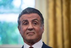 Sylvester Stallone dice addio a Rocky: “Ma non morirà mai perché vive in ognuno di voi”