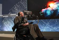 Il messaggio di pace di Stephen Hawking sarà inviato nello spazio