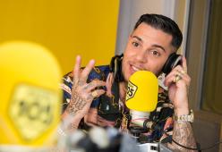 Emis Killa a 105 Mi Casa con il nuovo singolo: le foto dell'intervista