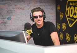 Francesco Gabbani presenta il nuovo tour a 105 Mi Casa: le foto dell'intervista