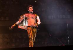 Fedez, bloccato un video su Instagram a scopo commerciale
