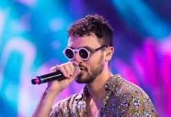 Carl Brave, in arrivo un nuovo singolo e un duetto con Max Gazzè