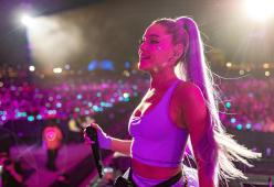 Ariana Grande lancia il nuovo singolo "God is a Woman"