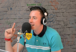 L'esordio di Shade a 105 Take Away: il rapper canta "Grazie Roma"