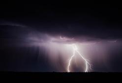 Meteo del weekend: «burrasca d’estate» in arrivo