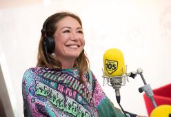Tessa Gelisio torna a 105 Friends per festeggiare i 10 anni di Cotto e Mangiato