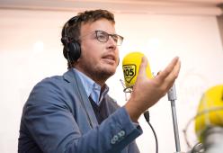 Diego Fusaro con "Il nuovo ordine erotico" a 105 Friends: le foto dell'intervista