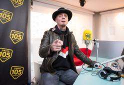 J-Ax a 105 Friends per i 25 anni di carriera: le foto dell'intervista