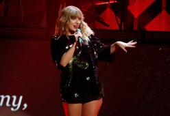 Taylor Swift si schiera con i democratici (e fa arrabbiare Trump)