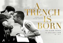 I Twenty One Pilots "rubano" la copertina del film di Lady Gaga per lanciare il nuovo album