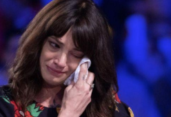 Asia Argento a Verissimo: “Molestata anche a 16 anni. Con Weinstein gesto kamikaze, ora sto pagando”