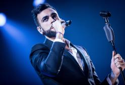 Marco Mengoni, l'anteprima dei nuovi video sui social