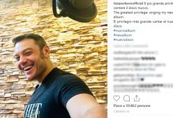 Tiziano Ferro sta già cantando le sue nuove canzoni in studio