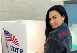 Demi Lovato, dopo la riabilitazione ha votato alle elezioni (e sta molto meglio)