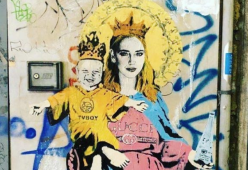 “Santa Chiara Ferragni”: un murales è spuntato nelle vie di Milano