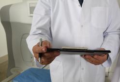 Primari in pensione offrono cure gratis a chi non può permettersele