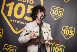 LP presenta il nuovo disco "Heart to Mouth" a 105 Friends
