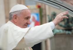 Papa Francesco abolisce il “segreto pontificio” sugli abusi sessuali sui minori
