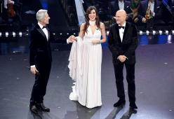 Sanremo 2019, terza serata: tra standing ovation e grandi emozioni. Le foto