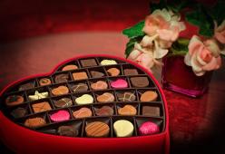San Valentino, le giapponesi boicottano la tradizione dei cioccolatini